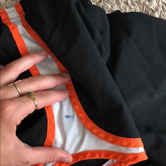 Women’s Nike Shorts - Picture 4 of 4